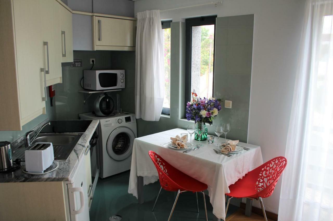 Anthero Quental Boutique Apartment ปอนตาเดลกาดา ภายนอก รูปภาพ